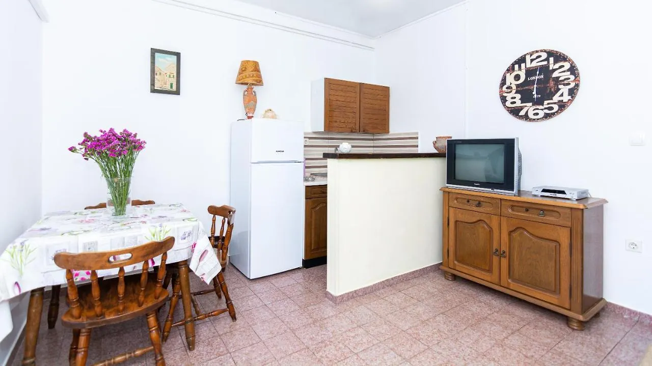 Apartment Plemic Pag Town