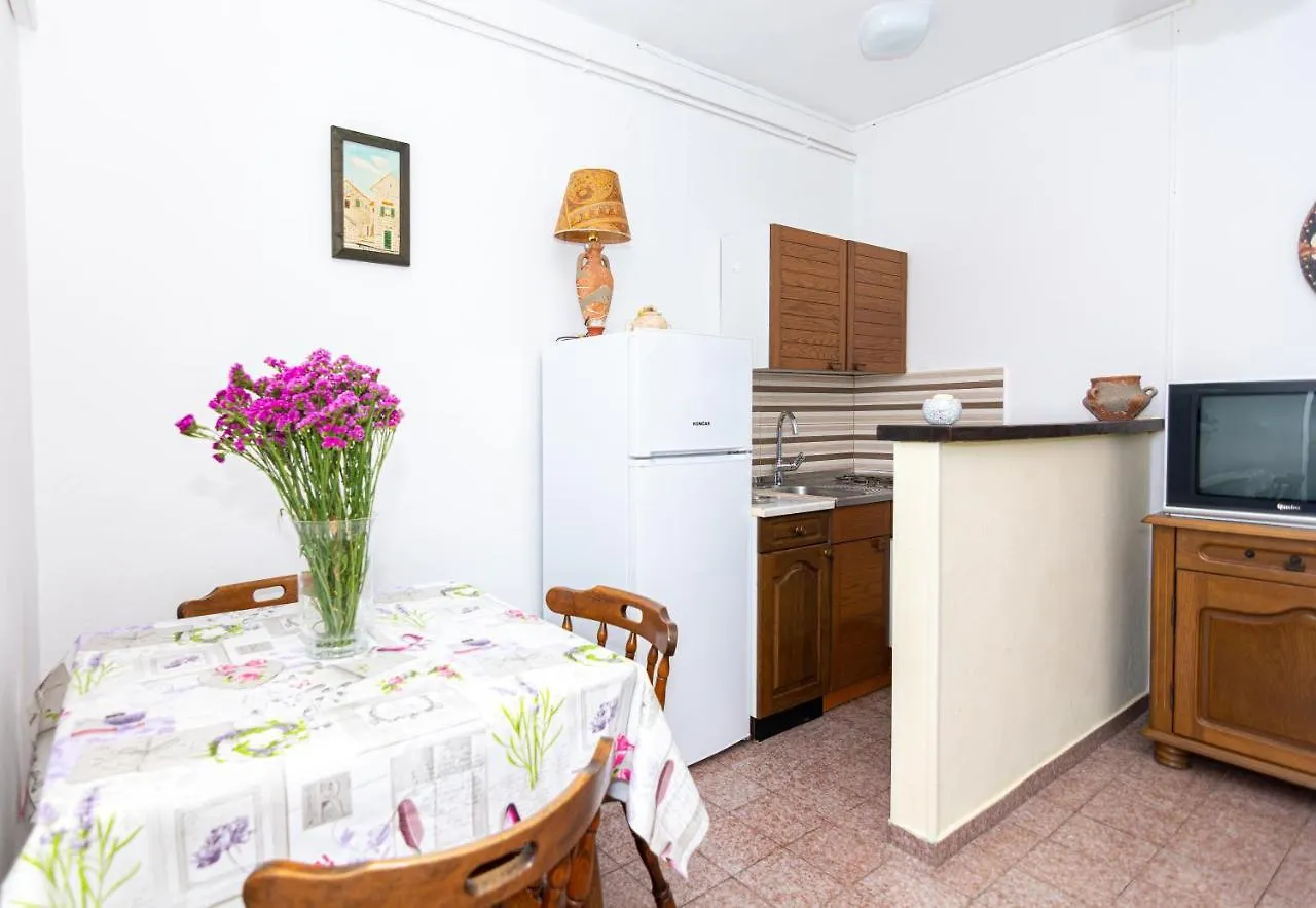 Apartment Plemic Pag Town